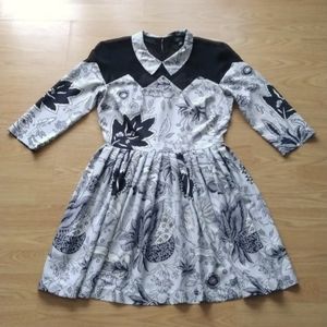 TOPSHOP Floral Fit and Flare Mini Dress | Size 6